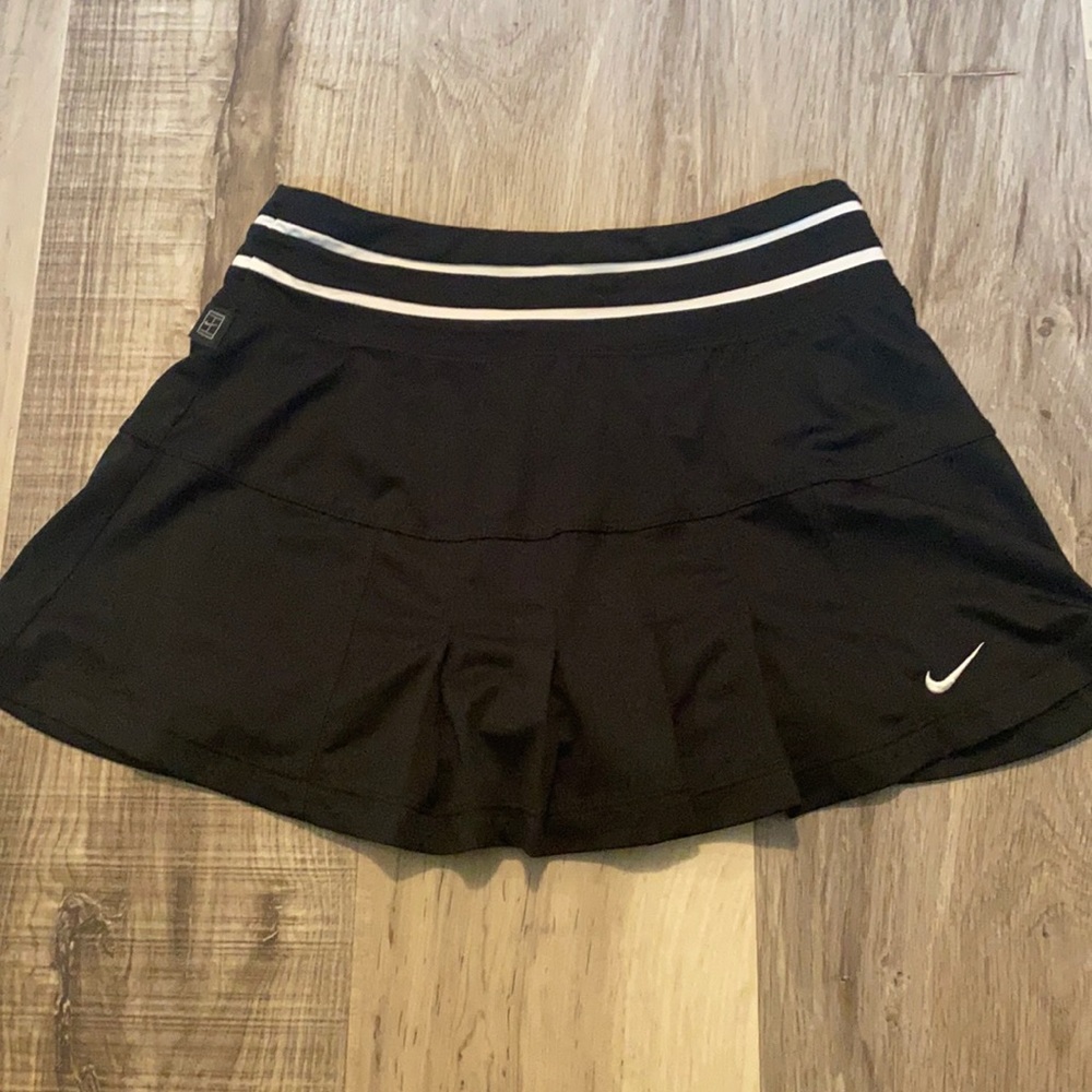Nike tennis skirt